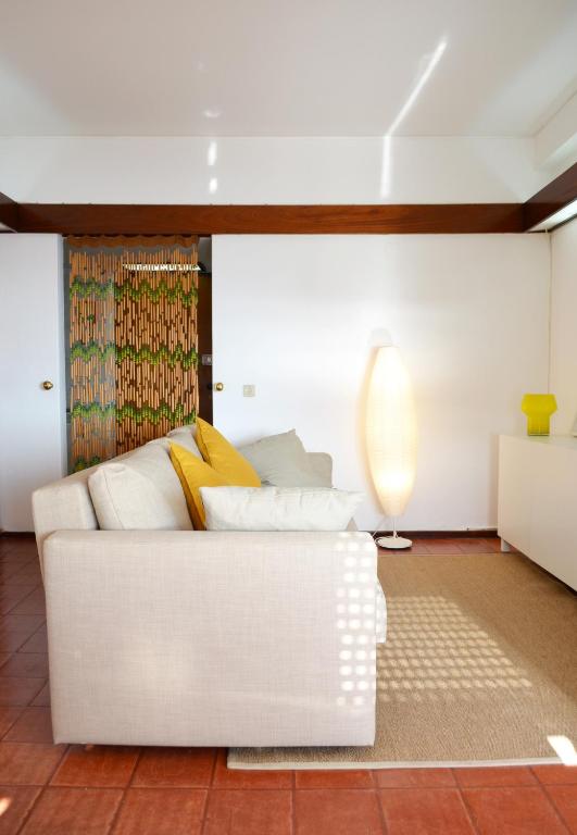 Sesimbra 1111 room 5